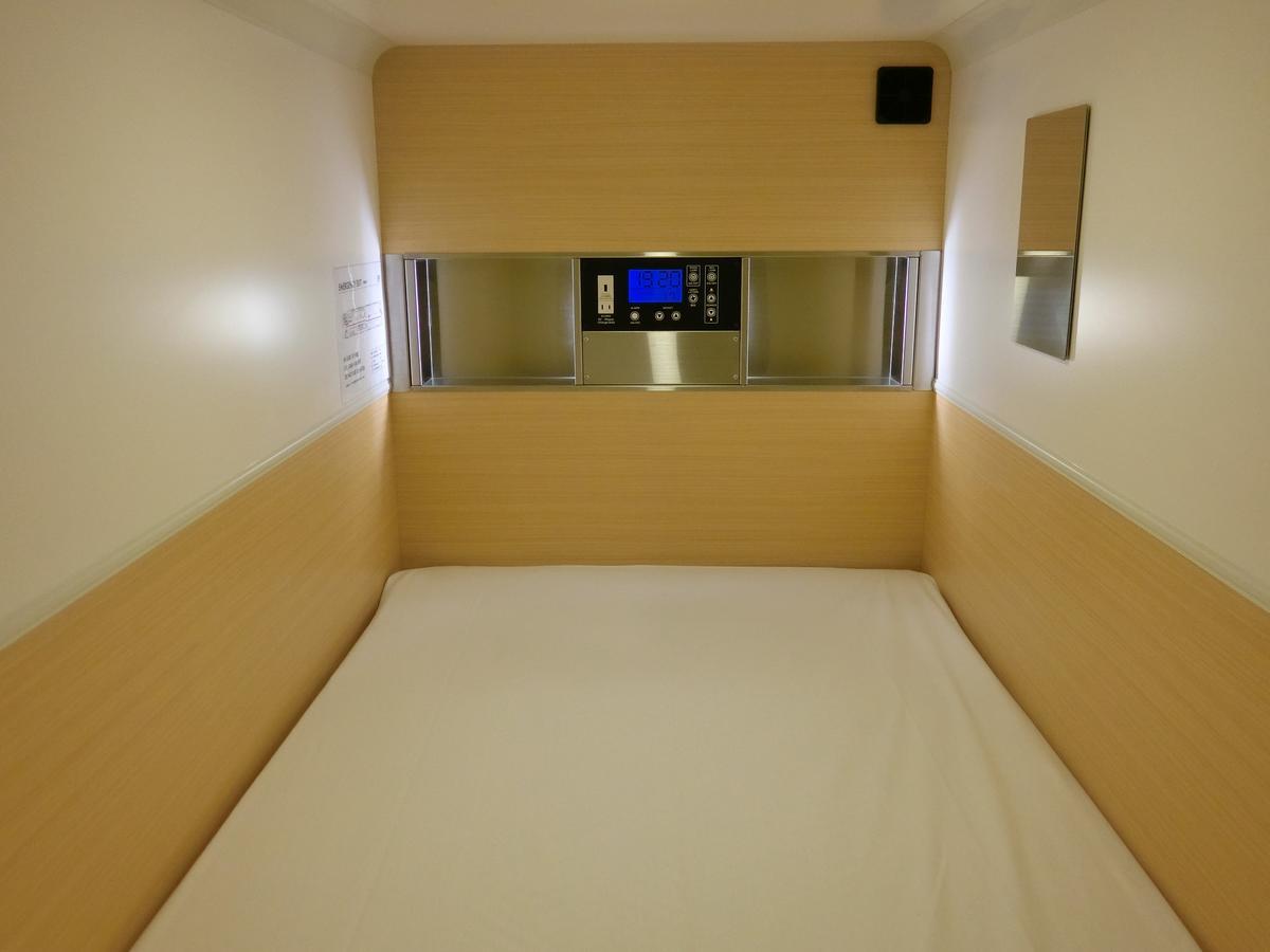 Capsule Hotel Valie Ebisucho 大阪 外观 照片